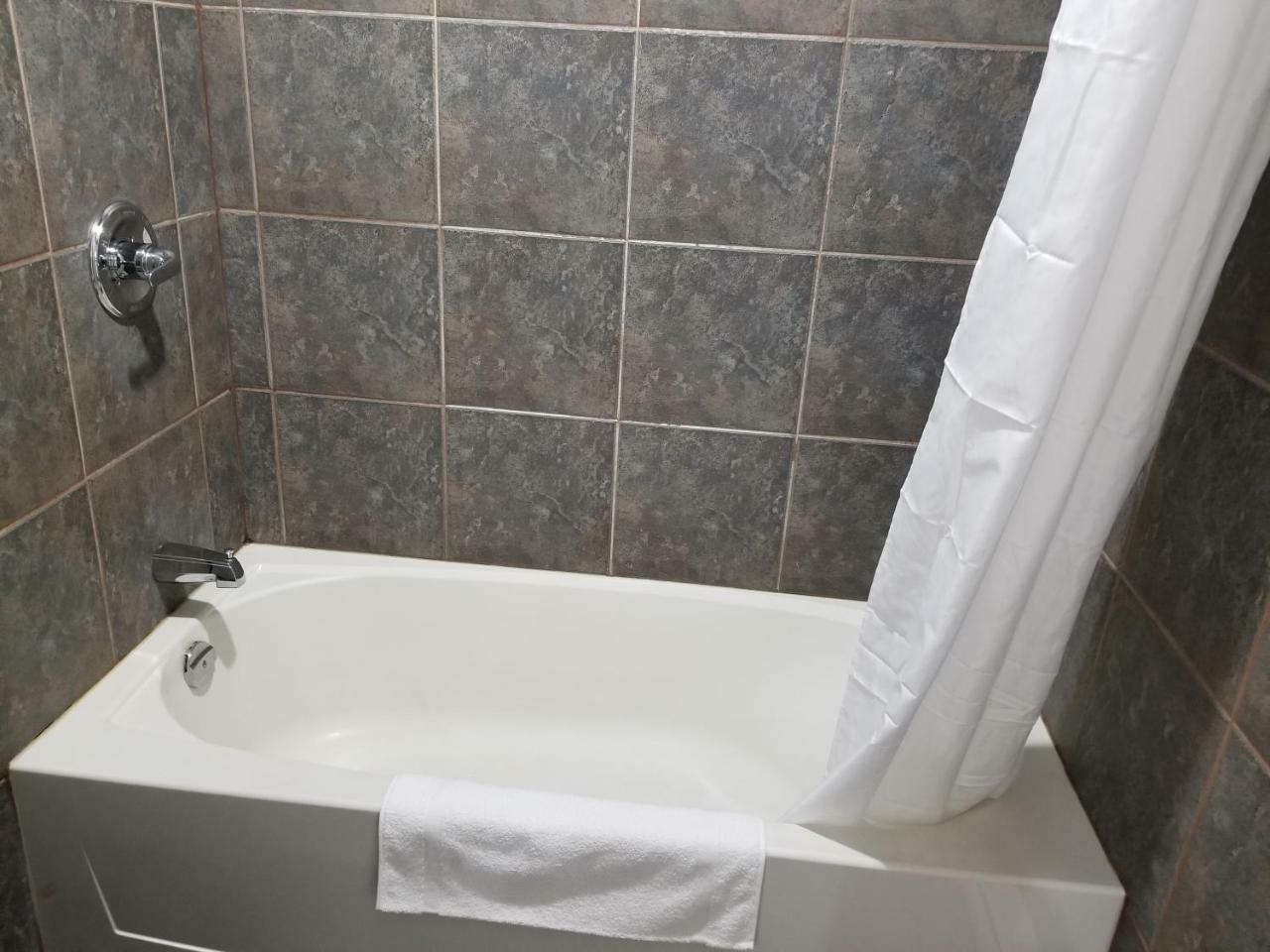 Meilleure Auberge Gatineau Buitenkant foto
